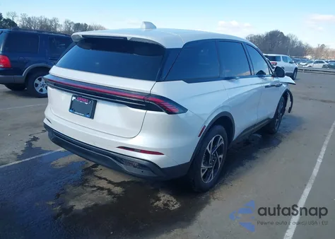 2025 Lincoln Nautilus Premiere z USA, uszkodzony, nr VIN 5LMPJ8JAXSJ903022